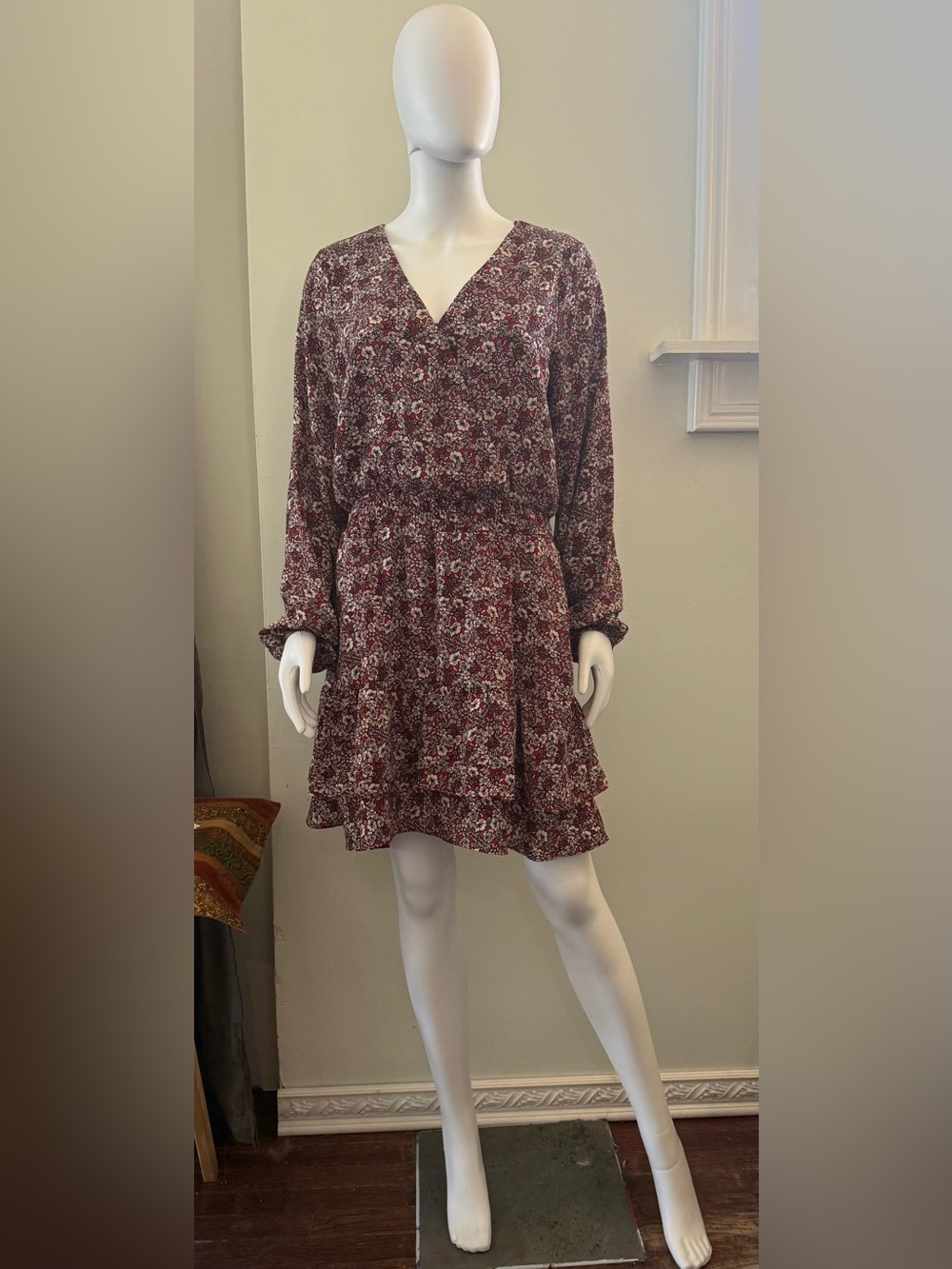 nine britton Wine Floral V-Neck Long Sleeve Tiered Dress